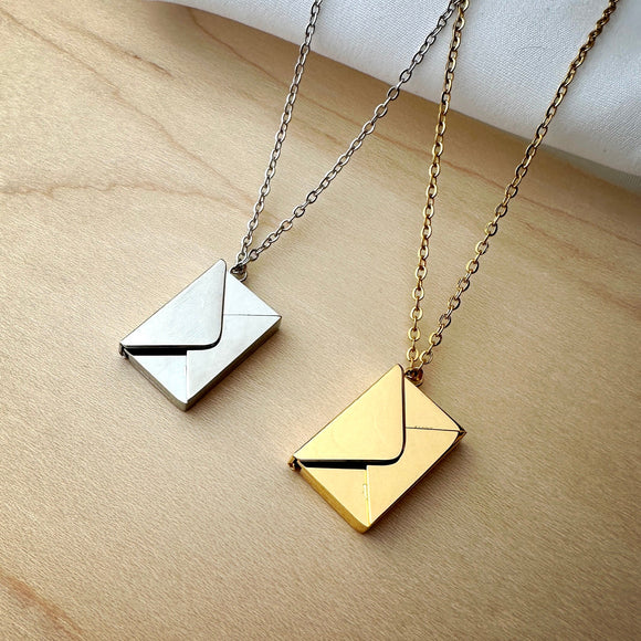 Debby Envelope Hidden Message Necklace-Wholesale