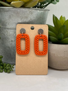 Silver Circle Post with Orange Acrylic Rattan Rectangle Drop